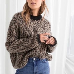 & OTHER STORIES LEOPARD PRINT OVERSIZE PULLOVER MOHAIR BLEND SWEATER SIZE L